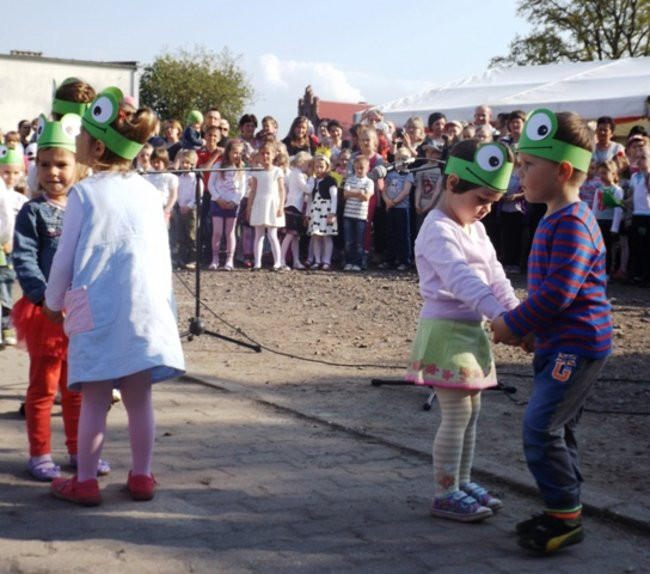 Plac zabaw w Wilkowicach otwarty (zdjęcia)