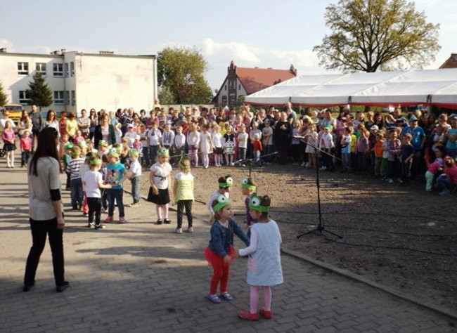 Plac zabaw w Wilkowicach otwarty (zdjęcia)