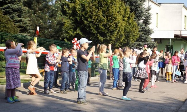 Plac zabaw w Wilkowicach otwarty (zdjęcia)