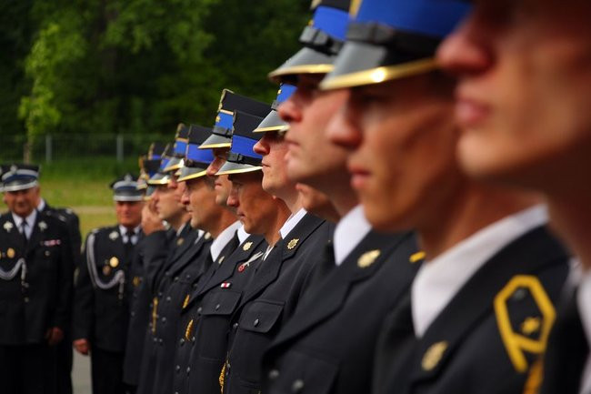 Strażacy świętują, a tu nagle alarm (zdjęcia i wideo)