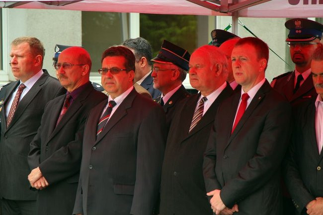 Strażacy świętują, a tu nagle alarm (zdjęcia i wideo)