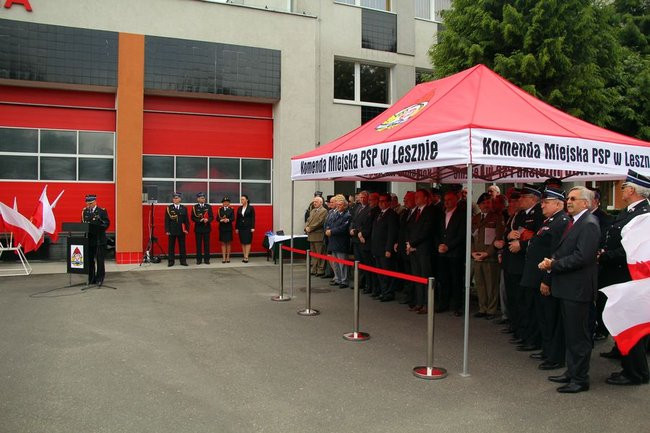 Strażacy świętują, a tu nagle alarm (zdjęcia i wideo)