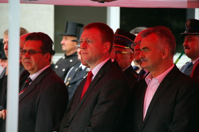 Strażacy świętują, a tu nagle alarm (zdjęcia i wideo)