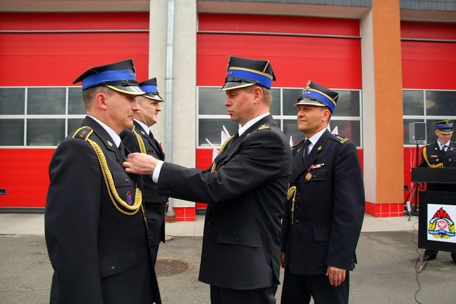 Strażacy świętują, a tu nagle alarm (zdjęcia i wideo)