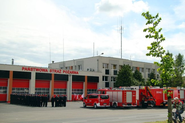 Strażacy świętują, a tu nagle alarm (zdjęcia i wideo)