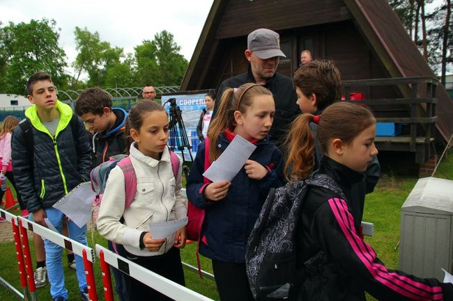 Test Coopera od rana na stadionie (zdjęcia, dźwięk i wideo)