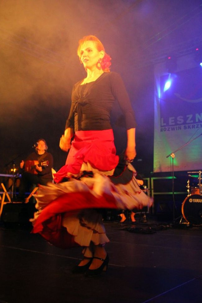 Rynek rozświetlony laserami (zdjęcia, dźwięk i wideo)