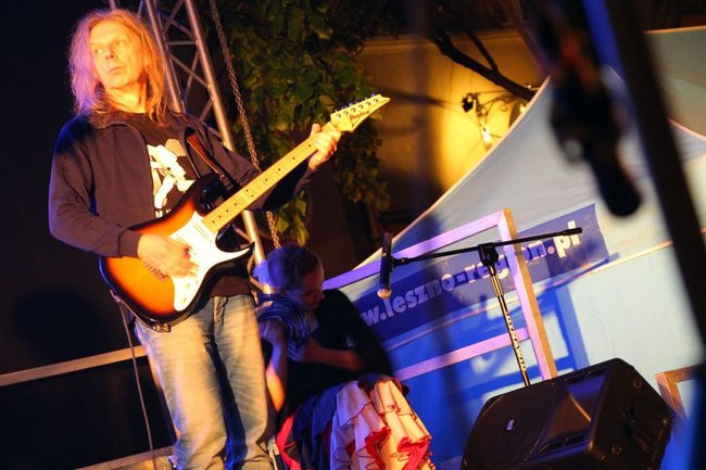 Rynek rozświetlony laserami (zdjęcia, dźwięk i wideo)