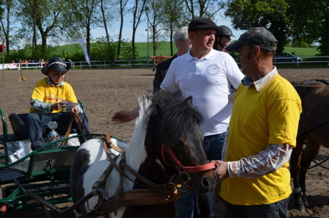 Rozdano puchary w Jeziorkach (zdjęcia)