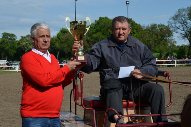 Rozdano puchary w Jeziorkach (zdjęcia)