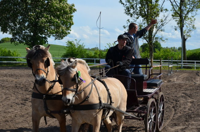 Rozdano puchary w Jeziorkach (zdjęcia)