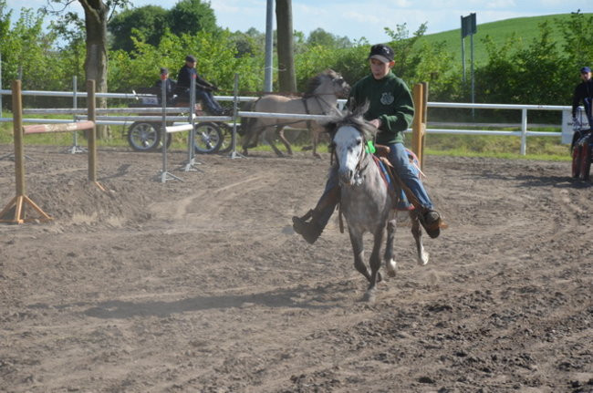 Rozdano puchary w Jeziorkach (zdjęcia)