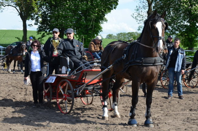 Rozdano puchary w Jeziorkach (zdjęcia)