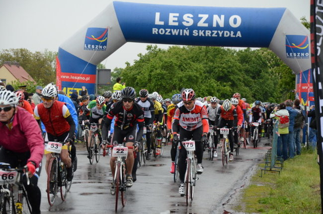 Jechali mimo deszczu (zdjęcia)