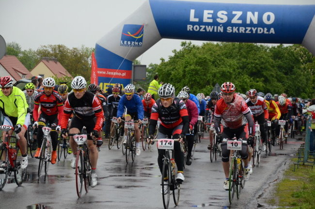 Jechali mimo deszczu (zdjęcia)