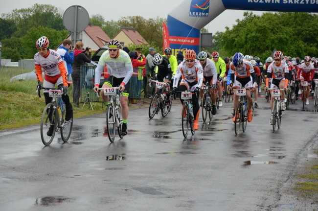 Jechali mimo deszczu (zdjęcia)