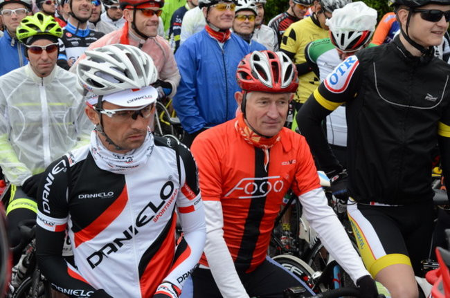 Jechali mimo deszczu (zdjęcia)