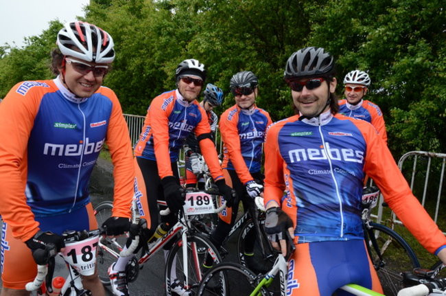 Jechali mimo deszczu (zdjęcia)