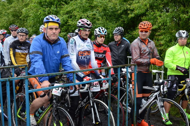 Jechali mimo deszczu (zdjęcia)