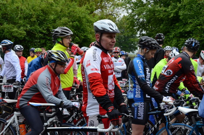 Jechali mimo deszczu (zdjęcia)