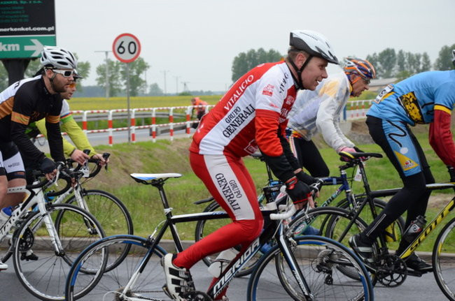 Jechali mimo deszczu (zdjęcia)