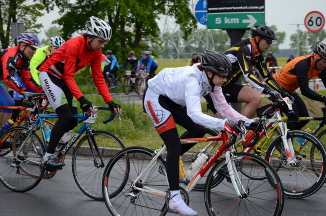 Jechali mimo deszczu (zdjęcia)