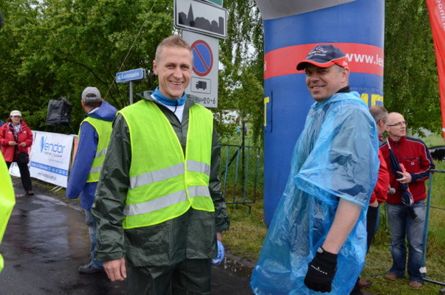 Jechali mimo deszczu (zdjęcia)