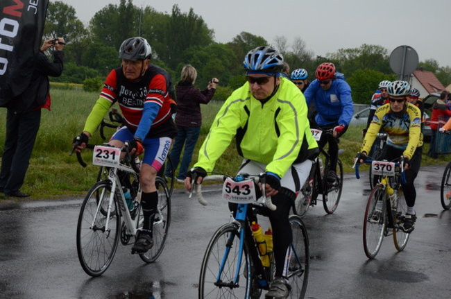 Jechali mimo deszczu (zdjęcia)