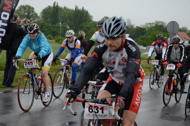 Jechali mimo deszczu (zdjęcia)