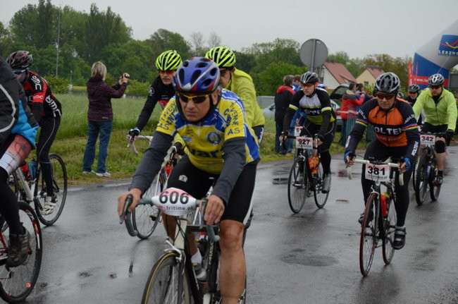 Jechali mimo deszczu (zdjęcia)