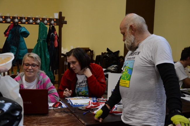 Jechali mimo deszczu (zdjęcia)