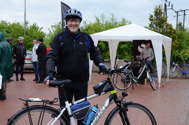 Jechali mimo deszczu (zdjęcia)