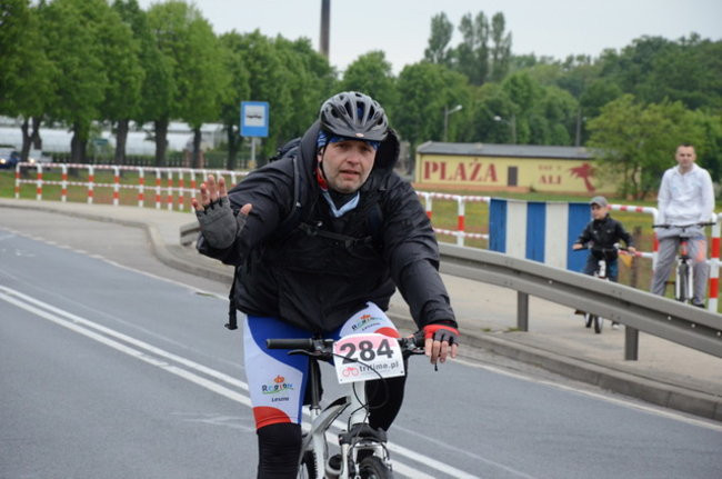 Jechali mimo deszczu (zdjęcia)