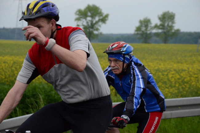 Jechali mimo deszczu (zdjęcia)