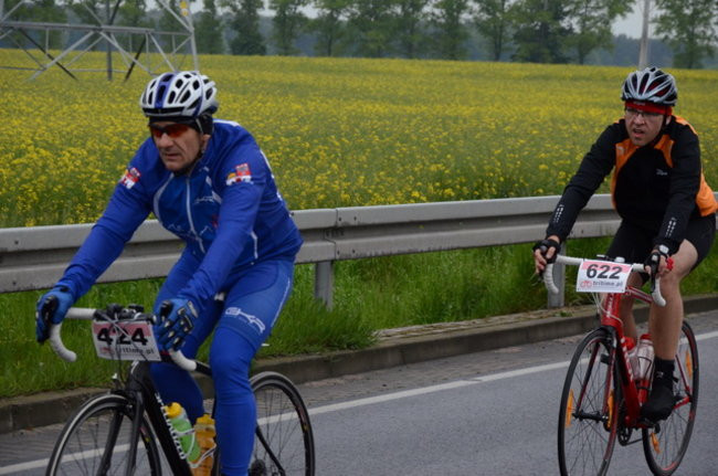 Jechali mimo deszczu (zdjęcia)