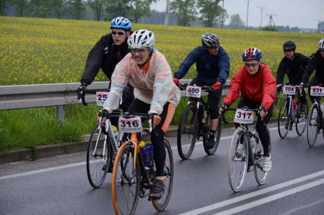 Jechali mimo deszczu (zdjęcia)