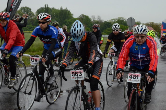 Jechali mimo deszczu (zdjęcia)