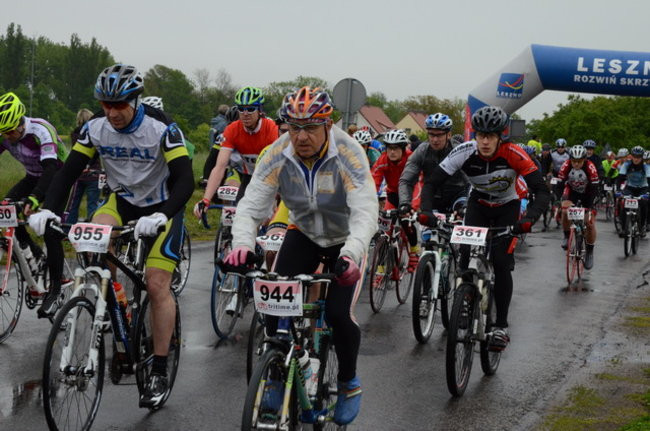 Jechali mimo deszczu (zdjęcia)