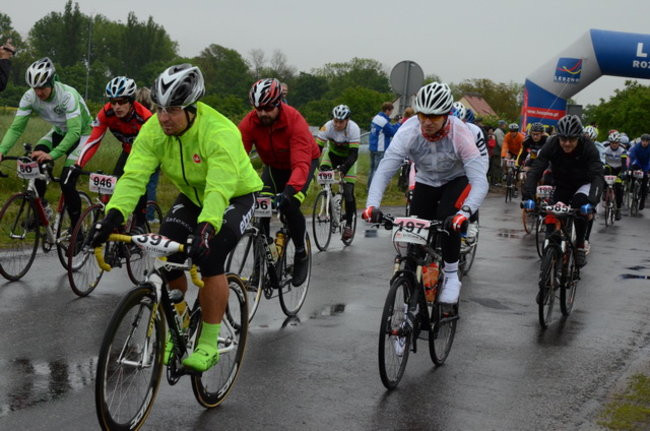 Jechali mimo deszczu (zdjęcia)