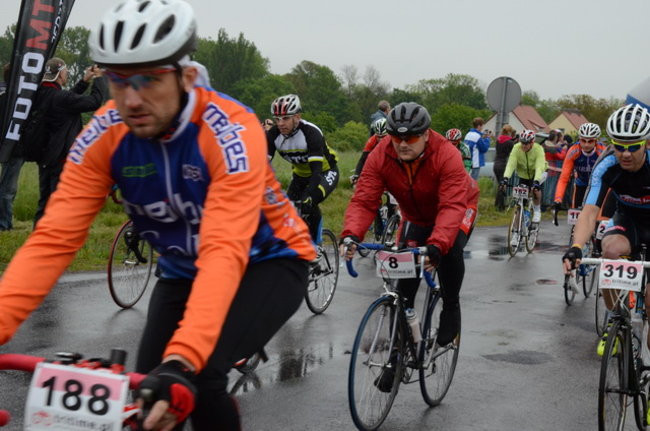 Jechali mimo deszczu (zdjęcia)