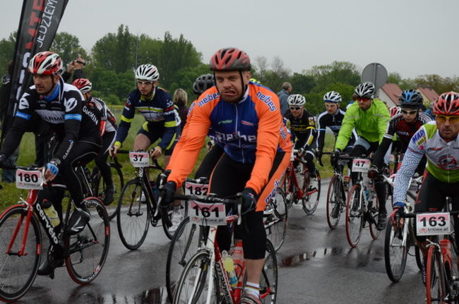 Jechali mimo deszczu (zdjęcia)