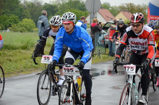 Jechali mimo deszczu (zdjęcia)