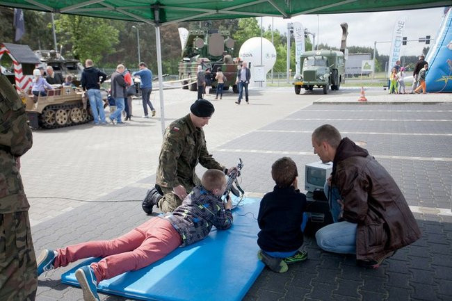 Dostali samochody z pełnym bakiem (zdjęcia)