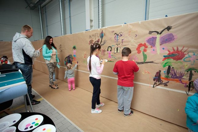 Dostali samochody z pełnym bakiem (zdjęcia)