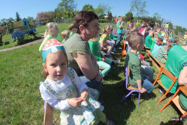 Przedszkolaki zzieleniały (zdjęcia)