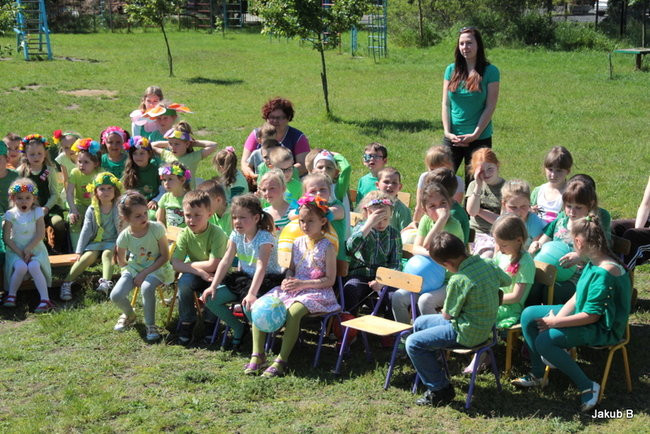 Przedszkolaki zzieleniały (zdjęcia)