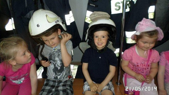 Odwiedziny u strażaków (zdjęcia)