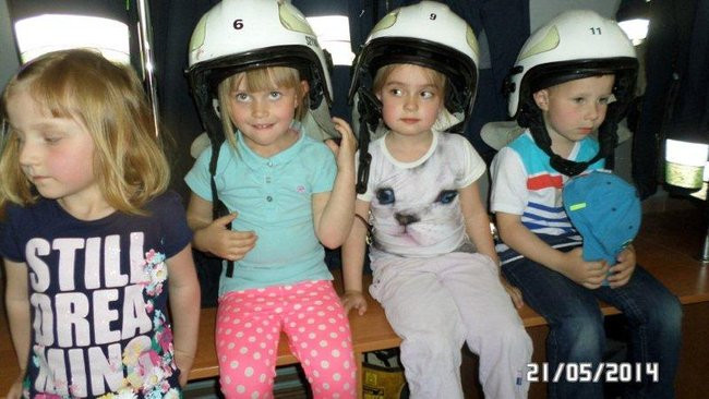 Odwiedziny u strażaków (zdjęcia)