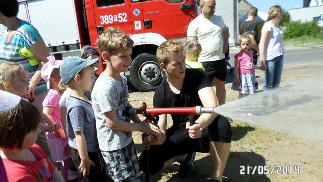 Odwiedziny u strażaków (zdjęcia)