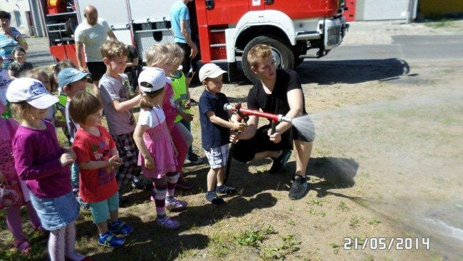 Odwiedziny u strażaków (zdjęcia)